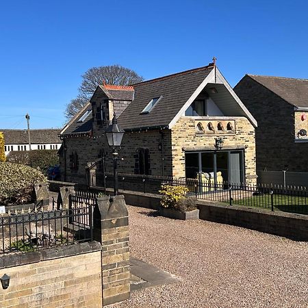 St George'S Lodge Halifax Buitenkant foto