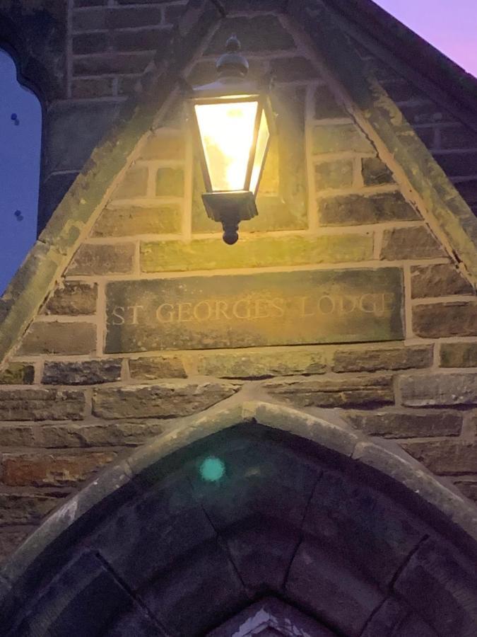 St George'S Lodge Halifax Buitenkant foto